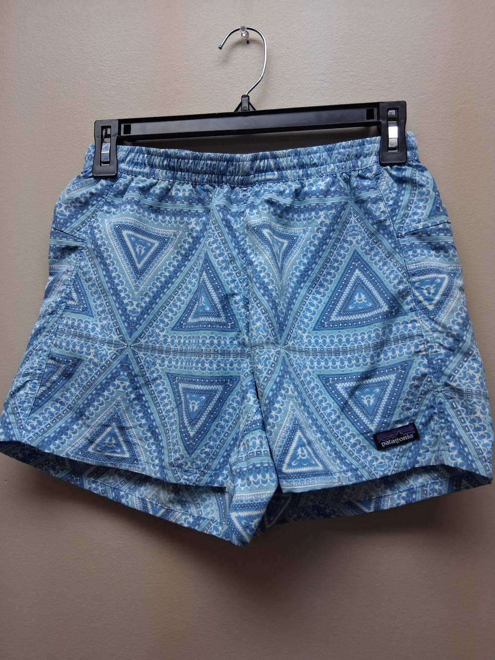 Patagonia Women's Blue Geo-Print Stretch Shorts Baggies Aztec Tribal Geo Size XS
